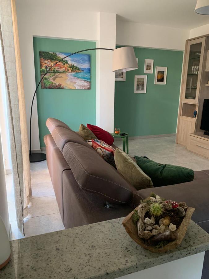 Torrevarata Vacanze Villa Santa Teresa Di Riva Buitenkant foto