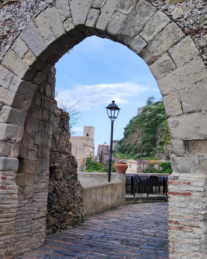 Torrevarata Vacanze Villa Santa Teresa Di Riva Buitenkant foto